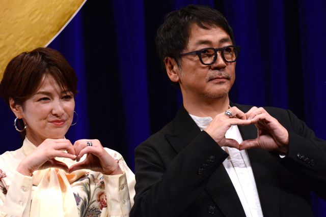 堺雅人、ハートポーズにアタフタ…井川遥、中村ゆり、吉瀬美智子らと『平場の月』完成披露（29枚目）