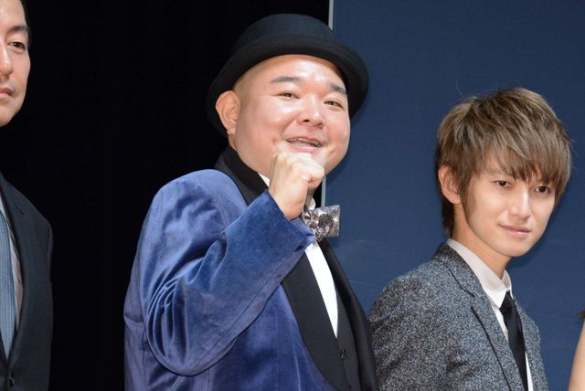 なんだか幻想的！ホログラムアルと本田翼がこっつん　映画『鋼の錬金術師』ジャパンプレミア（25枚目）