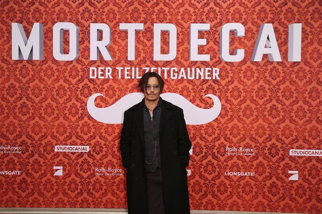 ジョニー・デップ、ちょびヒゲ片手に会見！『チャーリー・モルデカイ』ワールドプレミアフォトギャラリー（5枚目）