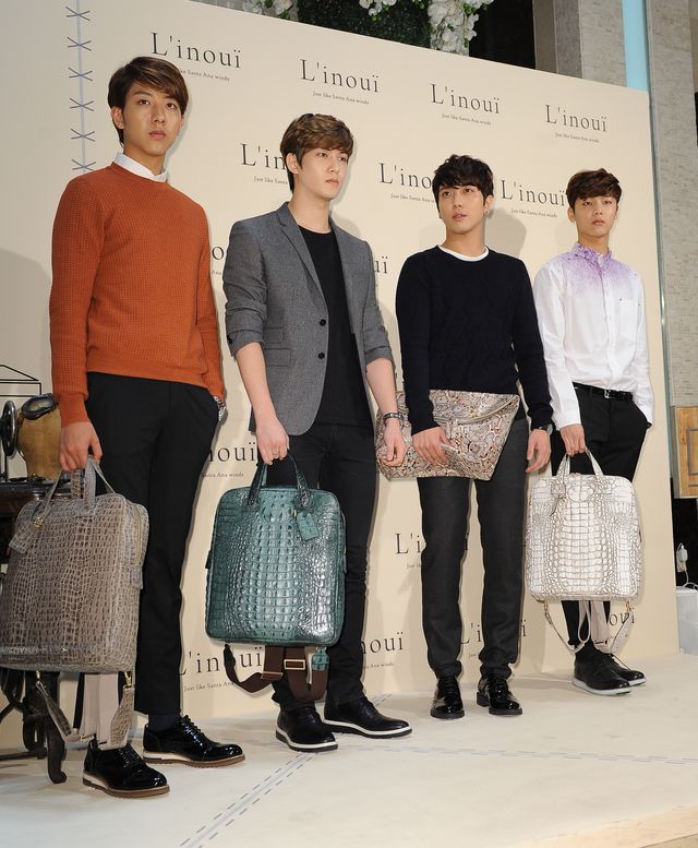 チャン・グンソクほか韓流スターたちのかばんに合わせたコーディネートは必見！フォトギャラリー（3枚目）