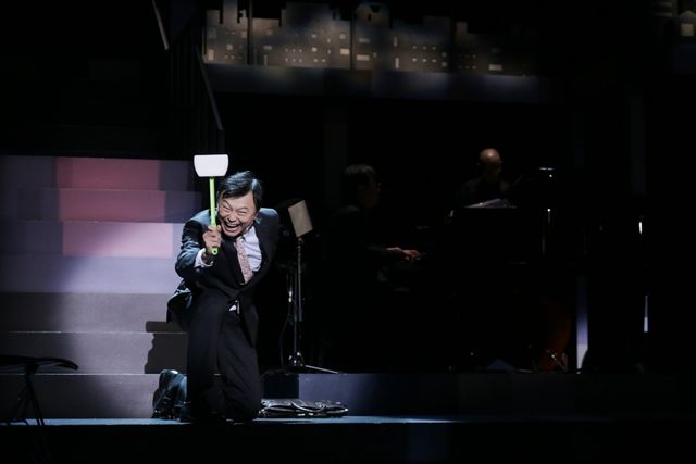 SMAP稲垣吾郎＆真飛聖、ミュージカル・コメディーで共演！フォトギャラリー（6枚目）