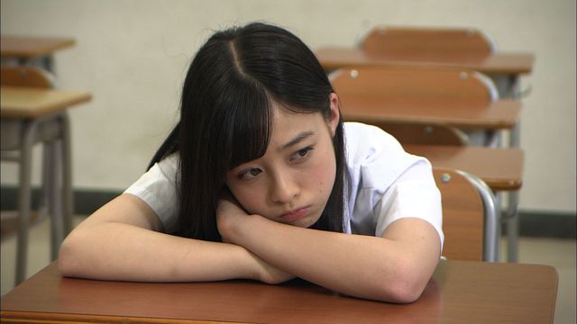 “天使すぎるアイドル”橋本環奈が外国人留学生に恋…フォトギャラリー（3枚目）