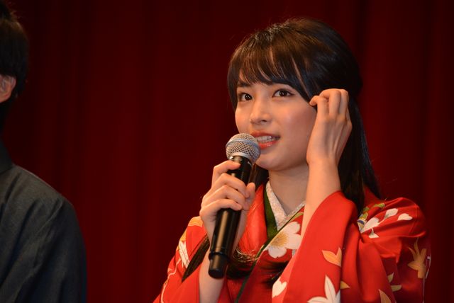 広瀬すず劇中の和装で登場『ちはやふる　－結び－』完成披露試写会舞台あいさつ（5枚目）