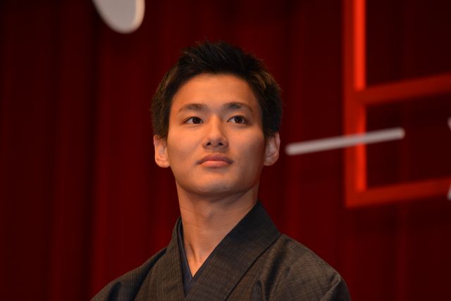 広瀬すず劇中の和装で登場『ちはやふる　－結び－』完成披露試写会舞台あいさつ（6枚目）