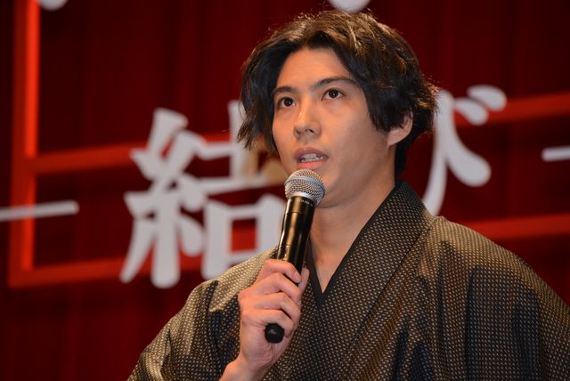 広瀬すず劇中の和装で登場『ちはやふる　－結び－』完成披露試写会舞台あいさつ（18枚目）