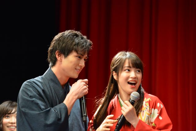 広瀬すず劇中の和装で登場『ちはやふる　－結び－』完成披露試写会舞台あいさつ（21枚目）