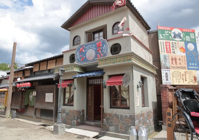 朝ドラ「おちょやん」2ショット写真＆本格オープンセット！（4枚目）