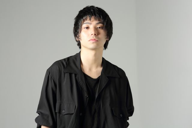 唯一無二の魅力！村上虹郎『孤狼の血 LEVEL2』インタビューカット（3枚目）