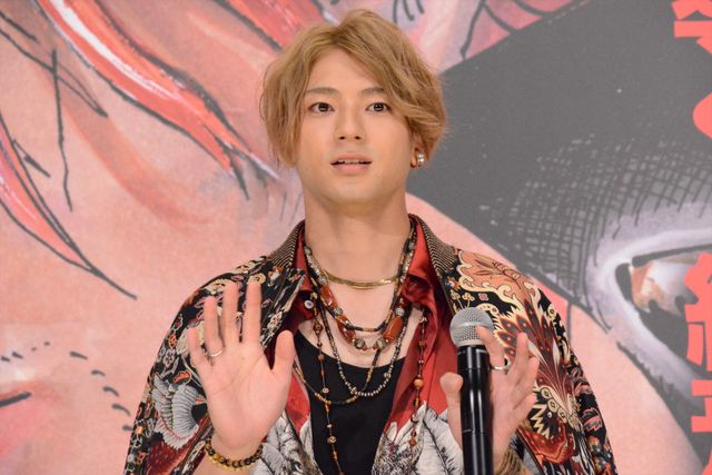 山田裕貴＆霜降り明星、田中真弓のサプライズ登壇に感動！映画『ONE PIECE FILM RED』公開記念舞台あいさつ～クラゲ海賊団の宴～（3枚目）