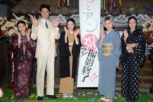 吉高由里子「花子とアン」クランクアップで涙！フォトギャラリー（3枚目）