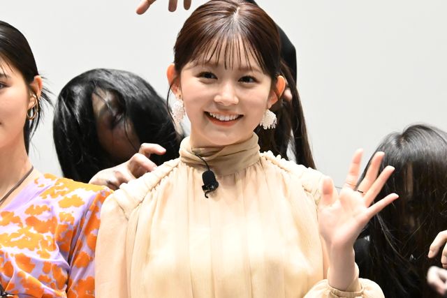 前代未聞！原菜乃華＆なえなの、久間田琳加に憑いた霊を退治『見える子ちゃん』公開御霊舞台あいさつ（4枚目）