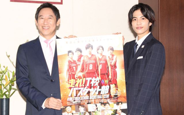 志尊淳のスーツ姿！『走れ！T校バスケット部』スポーツ庁表敬訪問（3枚目）