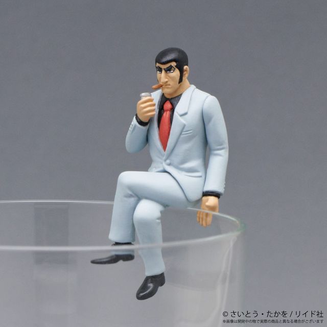 コップのフチなのにこの余裕…「PUTITTO ゴルゴ13」フォトギャラリー：フォトギャラリー