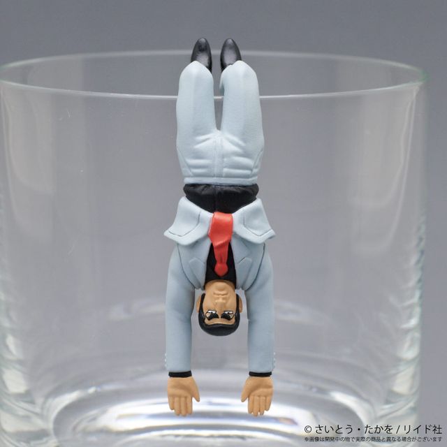 コップのフチなのにこの余裕…「PUTITTO ゴルゴ13」フォトギャラリー（3枚目）