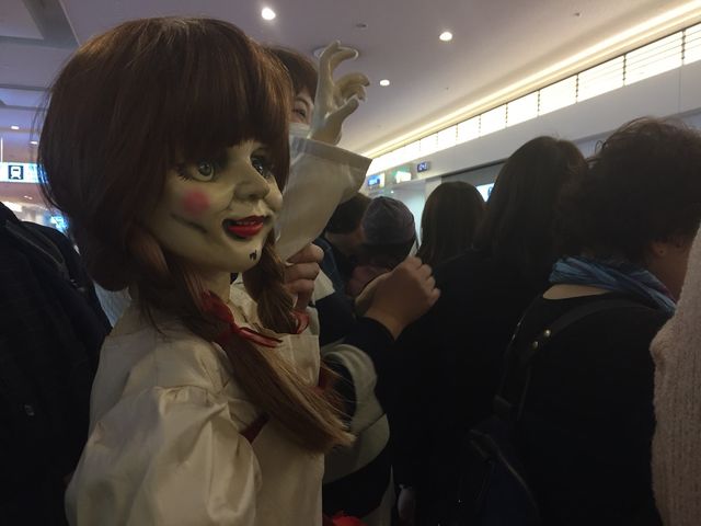 奴がキタ…！アナベル人形初来日フォトギャラリー（3枚目）