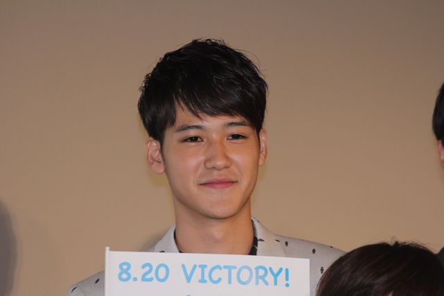 土屋太鳳、さわやかなミニスカートで登場！『青空エール』初日舞台あいさつフォトギャラリー（9枚目）