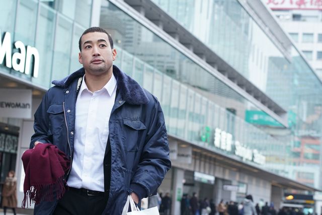 関口メンディー、演技で新たな一面！オムニバス映画『昨日より赤く明日より青く-CINEMA FIGHTERS project-』：フォトギャラリー