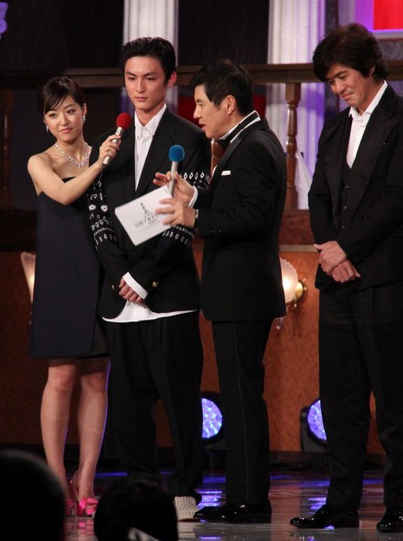 大滝秀治さん最年長受賞フォトギャラリー（2枚目）