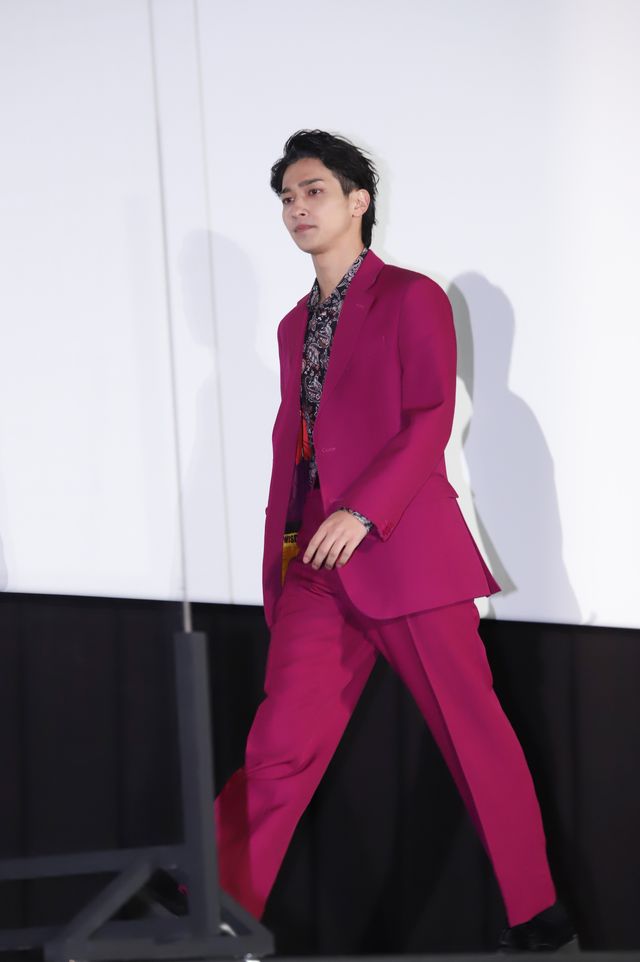 横浜流星、佐野勇斗、白石麻衣ら登壇！『嘘喰い』公開記念舞台あいさつ（4枚目）