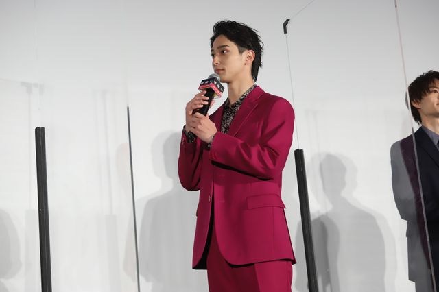 横浜流星、佐野勇斗、白石麻衣ら登壇！『嘘喰い』公開記念舞台あいさつ（24枚目）