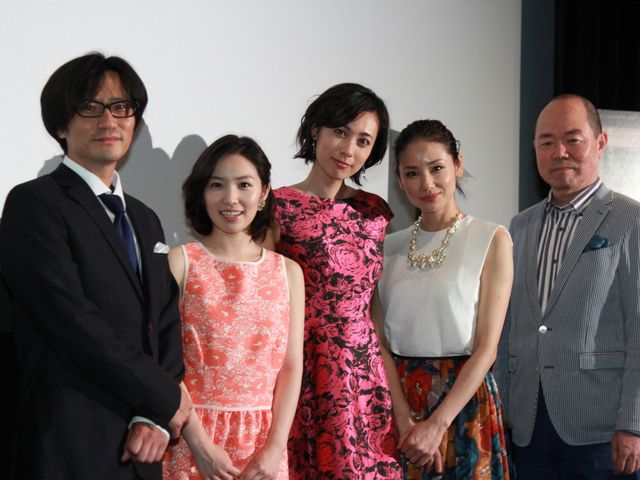 華やかな三姉妹！映画『六月燈の三姉妹』初日舞台あいさつフォトギャラリー（2枚目）