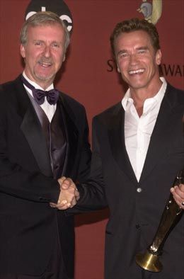 ニコール・キッドマンとストーカー／『ムーラン・ルージュ』プレミア／スタント・アワード／他（21枚目）