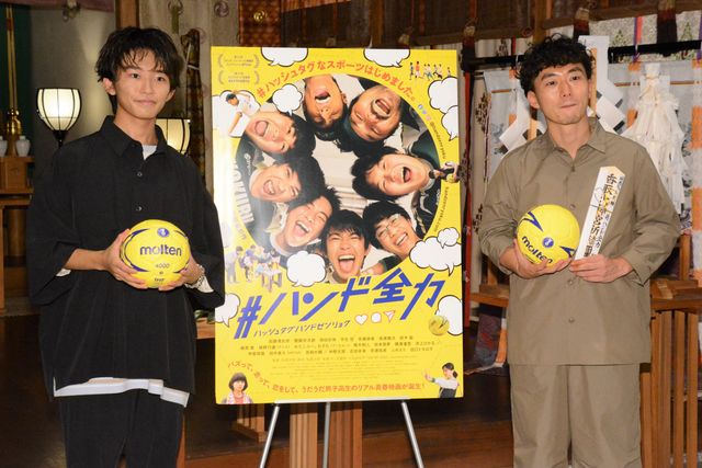 加藤清史郎、亀戸香取神社で『#ハンド全力』ヒット祈願！：フォトギャラリー