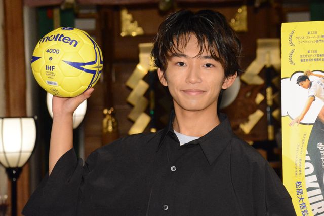 加藤清史郎、亀戸香取神社で『#ハンド全力』ヒット祈願！（7枚目）