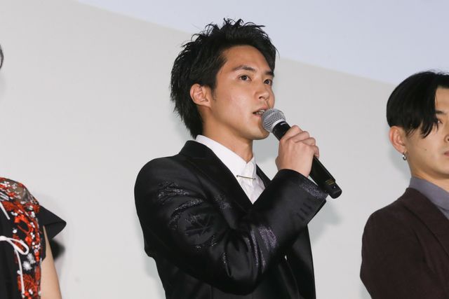 アヴちゃんも登場！『東京喰種【S】』窪田正孝、松田翔太、山本舞香ら初日舞台あいさつ＜写真たくさん＞（5枚目）