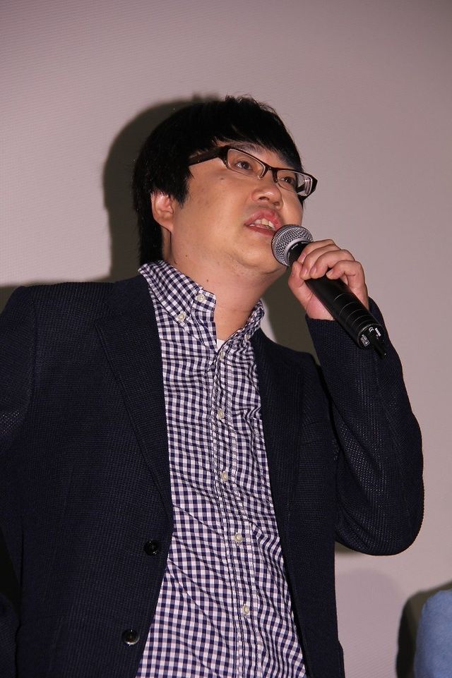 深キョンがセクシードレスで来場！映画『超高速!参勤交代』初日舞台あいさつフォトギャラリー（12枚目）