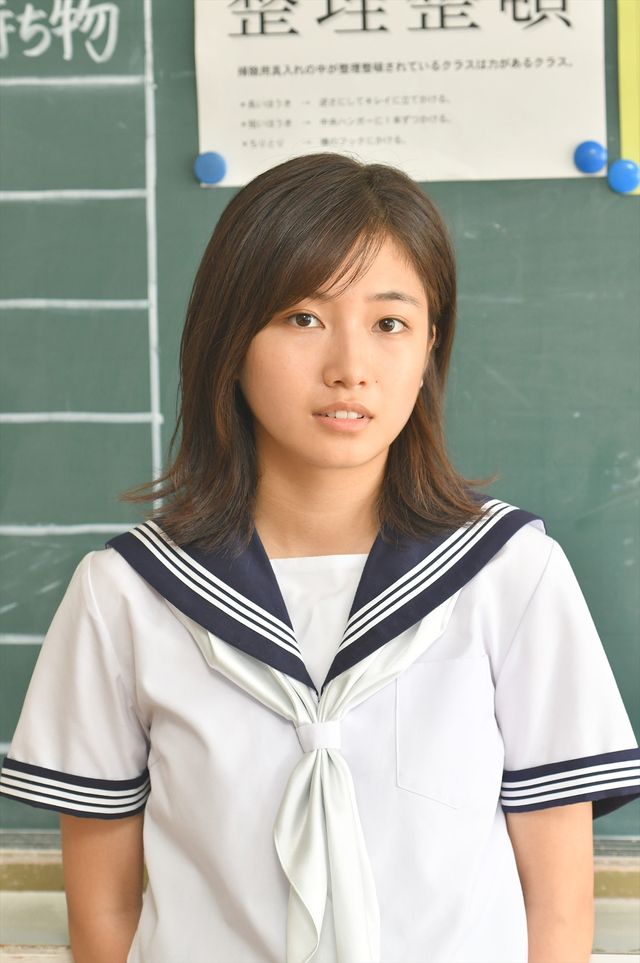 ドラマ「中学聖日記」で話題の小野莉奈（3枚目）