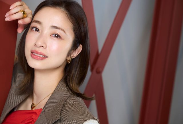 輝く笑顔…！上戸彩【インタビューカット集】（3枚目）