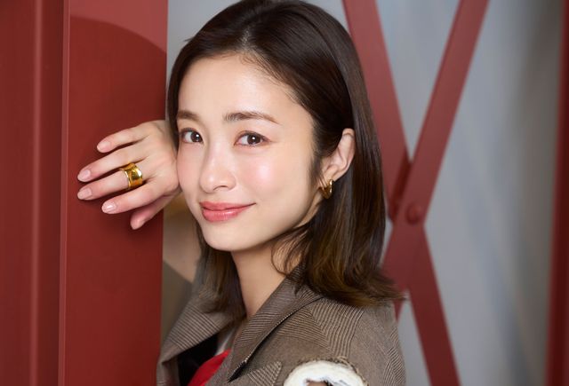 輝く笑顔…！上戸彩【インタビューカット集】（6枚目）