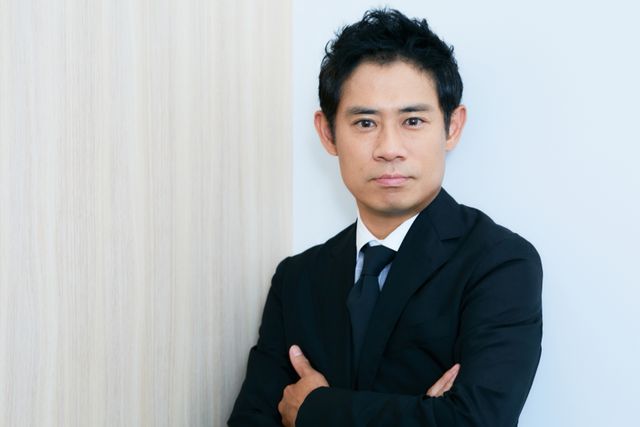 伊藤淳史、『踊る』シリーズ出演は一生の財産！映画『踊る大捜査線 N.E.W.』撮り下ろしカット：フォトギャラリー