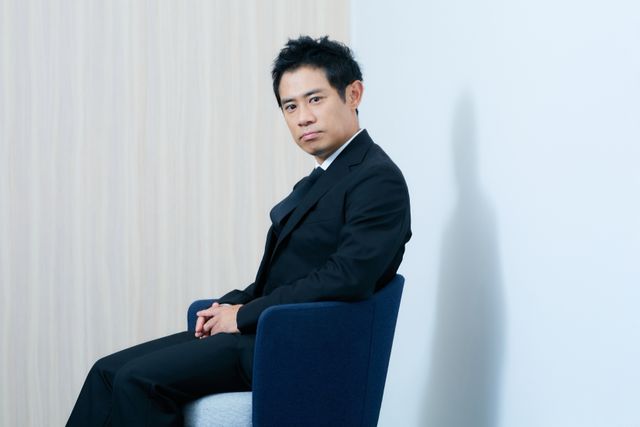 伊藤淳史、『踊る』シリーズ出演は一生の財産！映画『踊る大捜査線 N.E.W.』撮り下ろしカット（2枚目）
