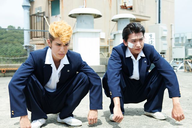 寛 一 郎が金髪リーゼントで鬼塚役！ドラマ「湘南純愛組！」（6枚目）