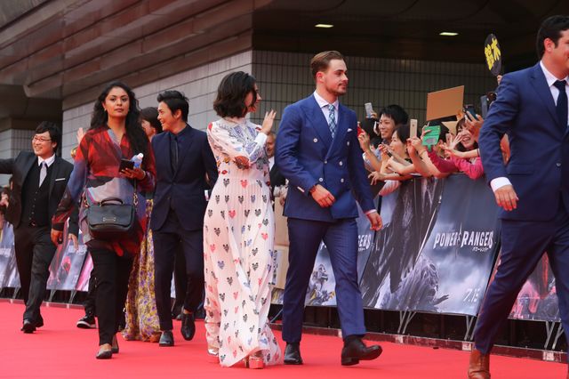 新旧スーパー戦隊の2ショットも！『パワーレンジャー』ジャパンプレミア！（7枚目）