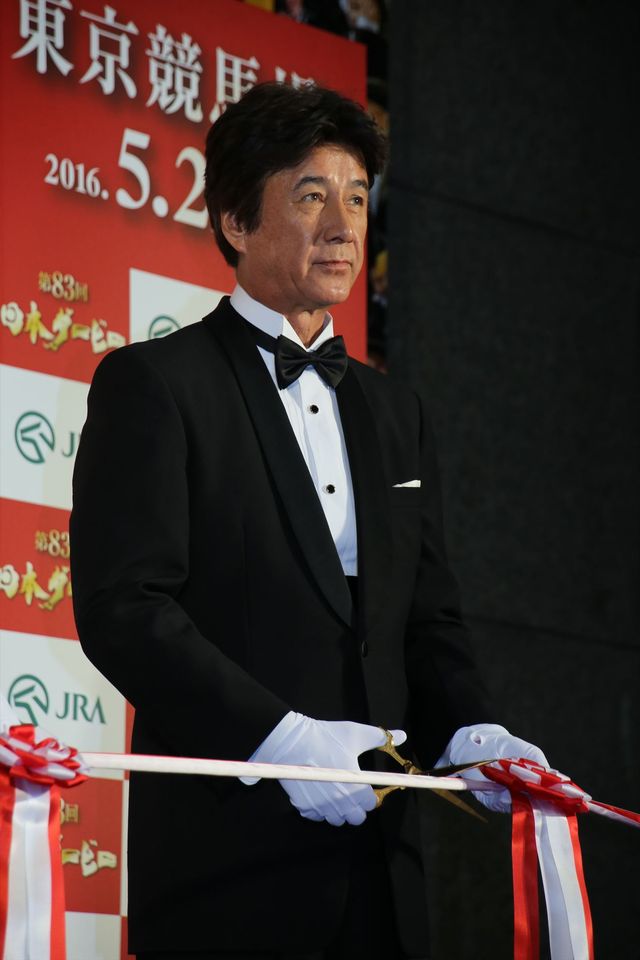 草刈正雄がフォーマルスタイルで登場！「THE DERBY CASTLE」イベント ギャラリー（2枚目）