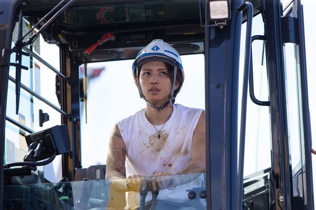 岩橋玄樹がタフな作業員姿を披露！映画『男神』場面＆メイキング写真8枚（2枚目）