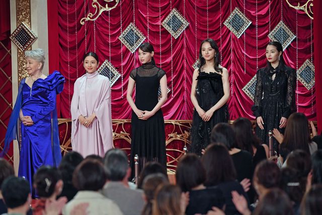 西島秀俊、佐藤健、菅田将暉ら豪華俳優陣がレッドカーペットに登場！（12枚目）