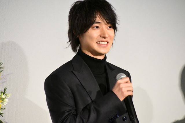 高畑充希＆山崎賢人がジェスチャーゲームに挑戦！『ヲタクに恋は難しい』初日舞台あいさつ（9枚目）