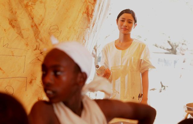 石原さとみ、ケニアロケ挑戦！フォトギャラリー：フォトギャラリー