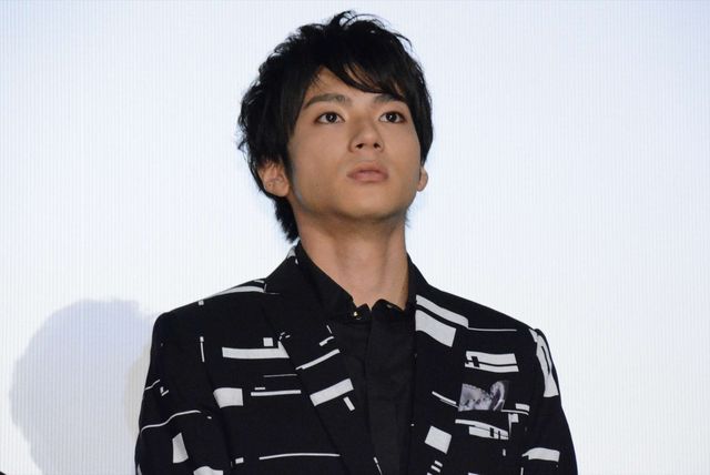 高橋メアリージュン、肌スケドレスでファンを魅了！　画像ギャラリー：フォトギャラリー