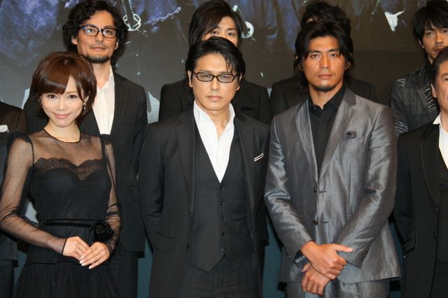 釈由美子、満面の笑顔！舞台「十三人の刺客」製作発表会見フォトギャラリー（6枚目）