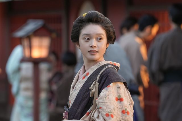 錦織（吉沢亮）はなぜかヘブンに避けられ…「ばけばけ」第5週「ワタシ、ヘブン。マツエ、モ、ヘブン。」第24回（4枚目）