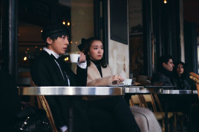 年上の女性に惑う…長尾謙杜“青年期の露伴”と木村文乃“奈々瀬”の2ショット（7枚目）