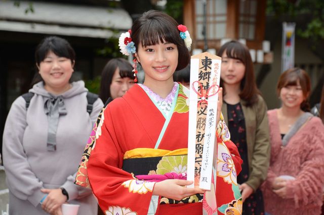 生田斗真＆広瀬すずが竹下通りにサプライズ出没!!『先生！　、、、好きになってもいいですか？』イベント（2枚目）