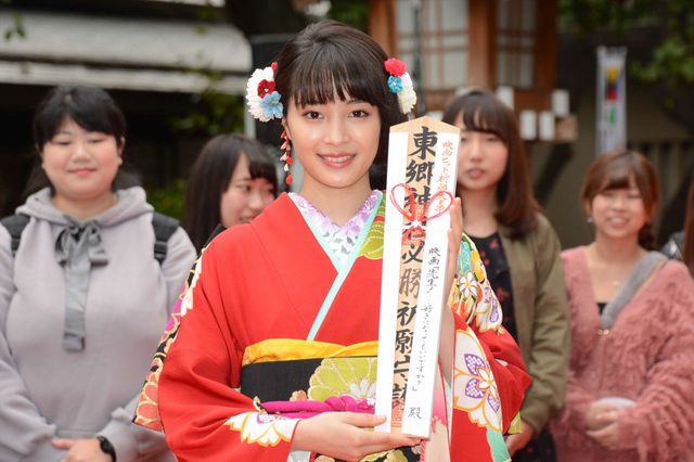 生田斗真＆広瀬すずが竹下通りにサプライズ出没!!『先生！　、、、好きになってもいいですか？』イベント（3枚目）