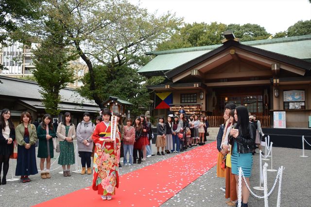 生田斗真＆広瀬すずが竹下通りにサプライズ出没!!『先生！　、、、好きになってもいいですか？』イベント（6枚目）