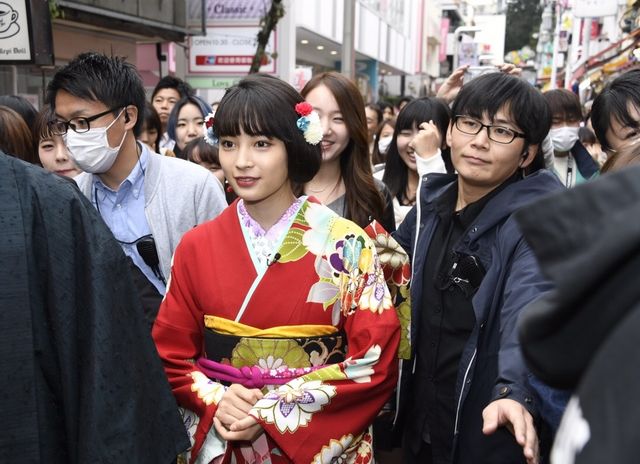 生田斗真&広瀬すずが竹下通りにサプライズ出没!!『先生! 、、、好きになってもいいですか?』イベント(9枚目)